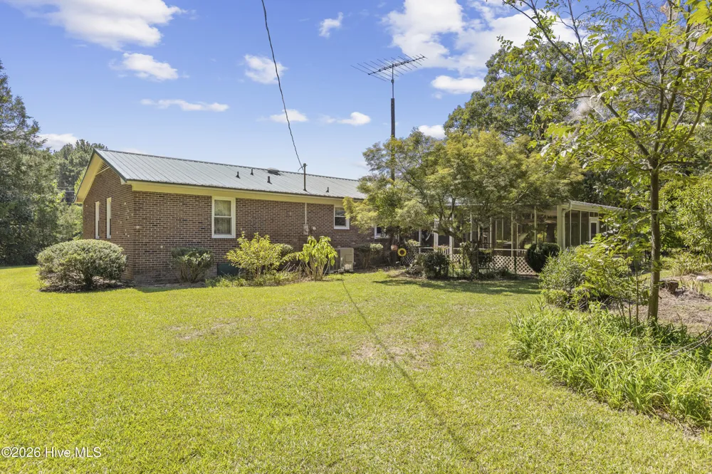 6947 Beaver Dam Road Stedman, NC 28391