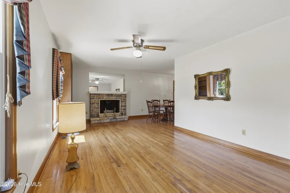 6947 Beaver Dam Road Stedman, NC 28391