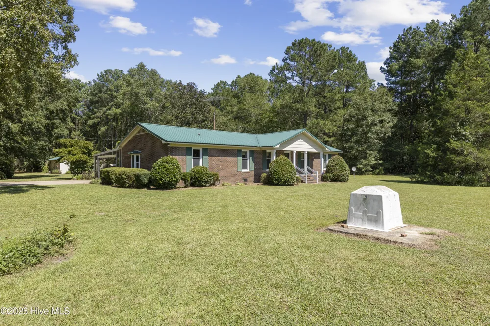 6947 Beaver Dam Road Stedman, NC 28391