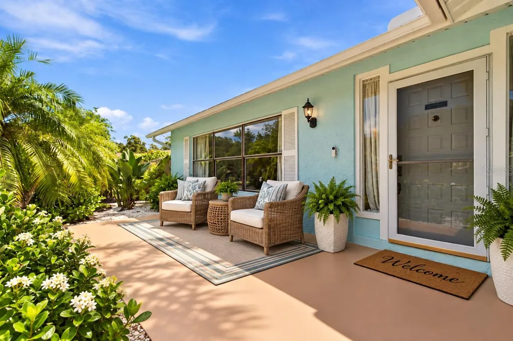 1507 POINSETTIA AVENUE Tarpon Springs, FL 34689
