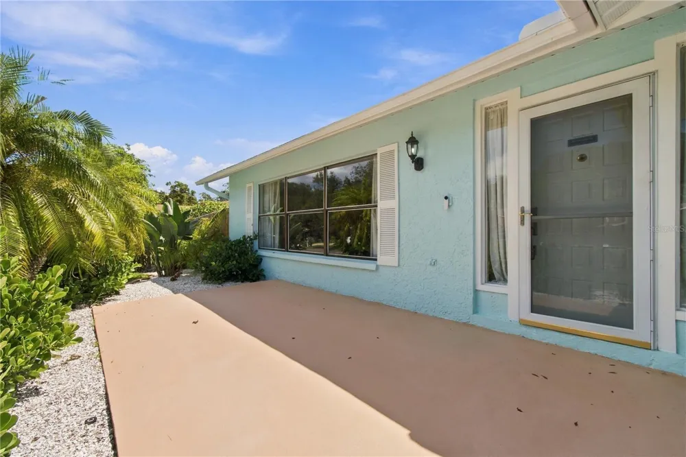 1507 POINSETTIA AVENUE Tarpon Springs, FL 34689