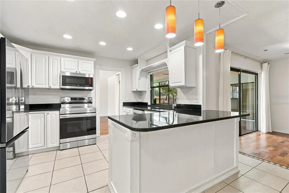 1507 POINSETTIA AVENUE Tarpon Springs, FL 34689