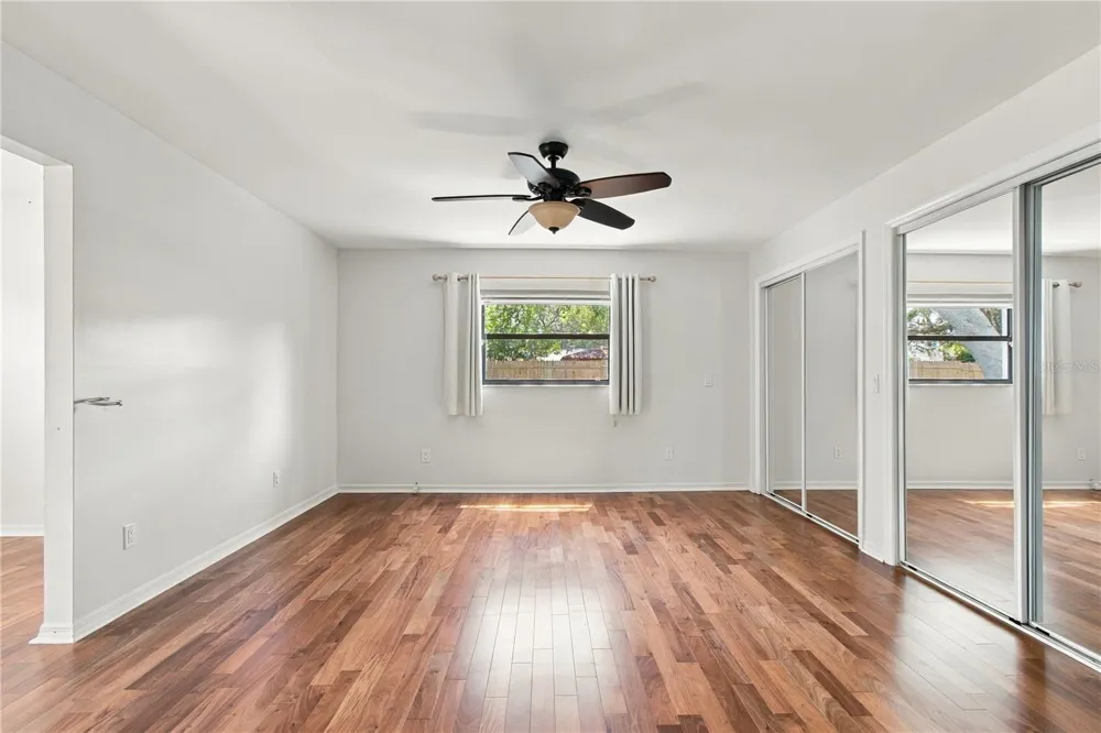 1507 POINSETTIA AVENUE Tarpon Springs, FL 34689