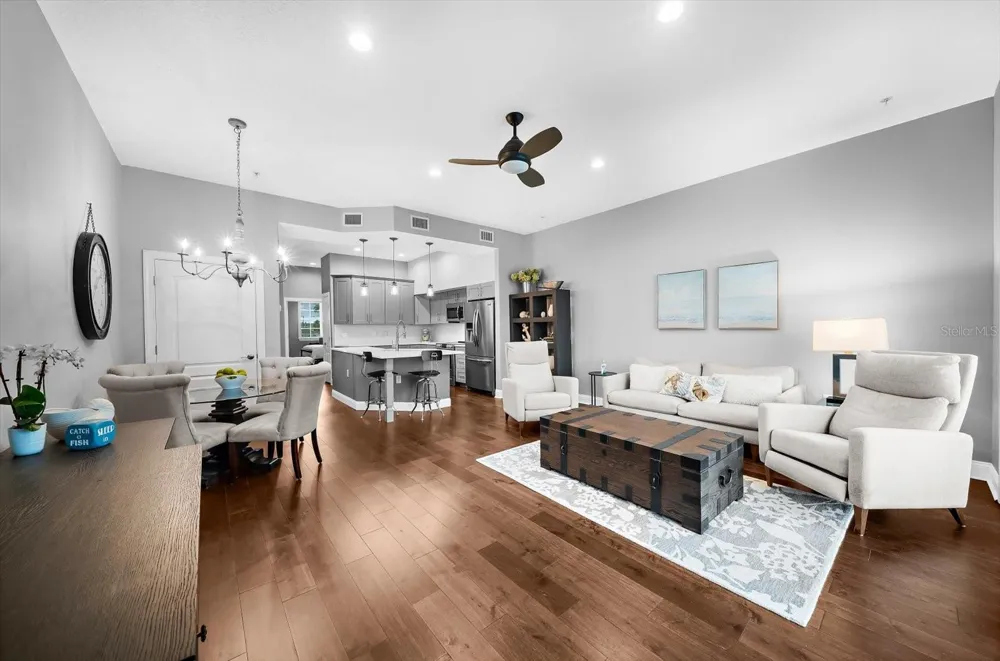 200 BRIGHTWATER DRIVE #8 Clearwater Beach, FL 33767