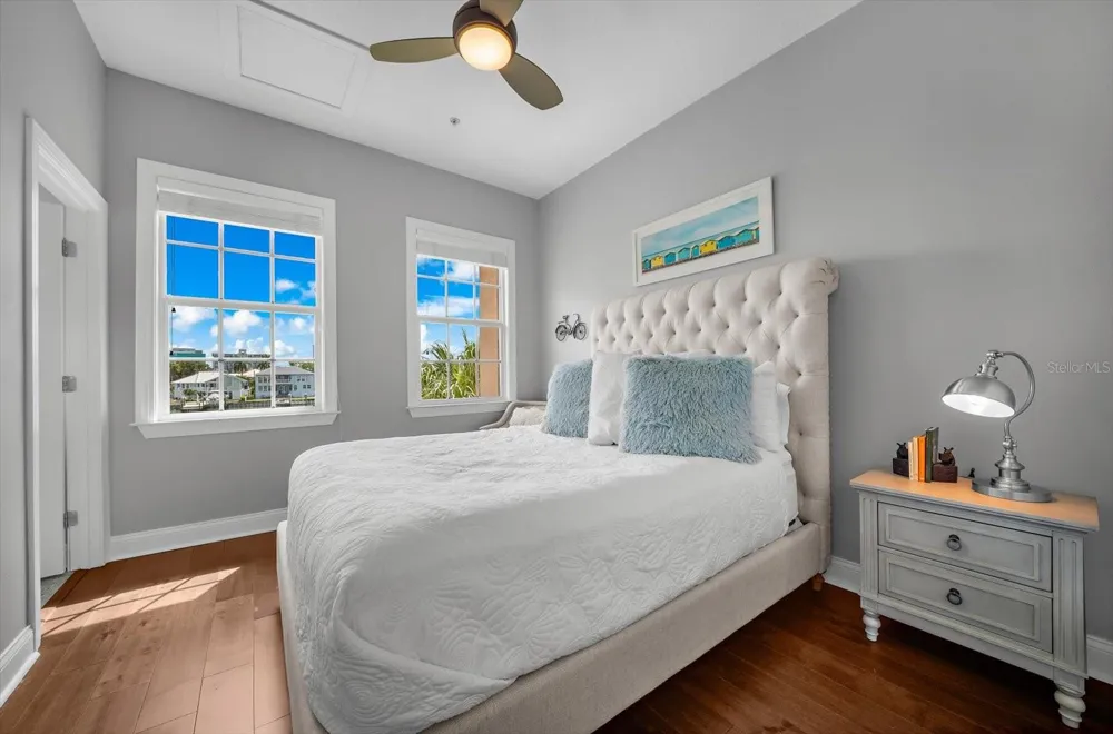 200 BRIGHTWATER DRIVE #8 Clearwater Beach, FL 33767