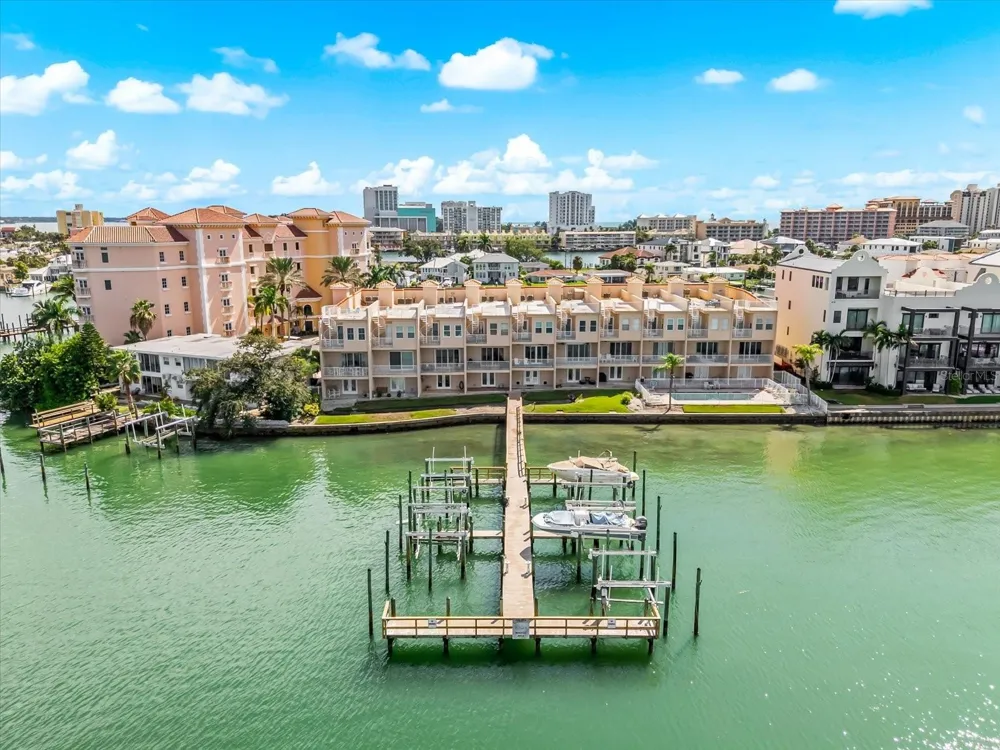 200 BRIGHTWATER DRIVE #8 Clearwater Beach, FL 33767