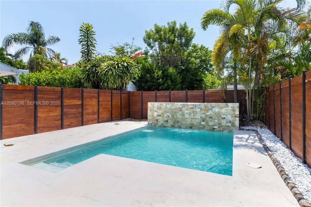 3167 Indiana St #3167 Miami, FL 33133