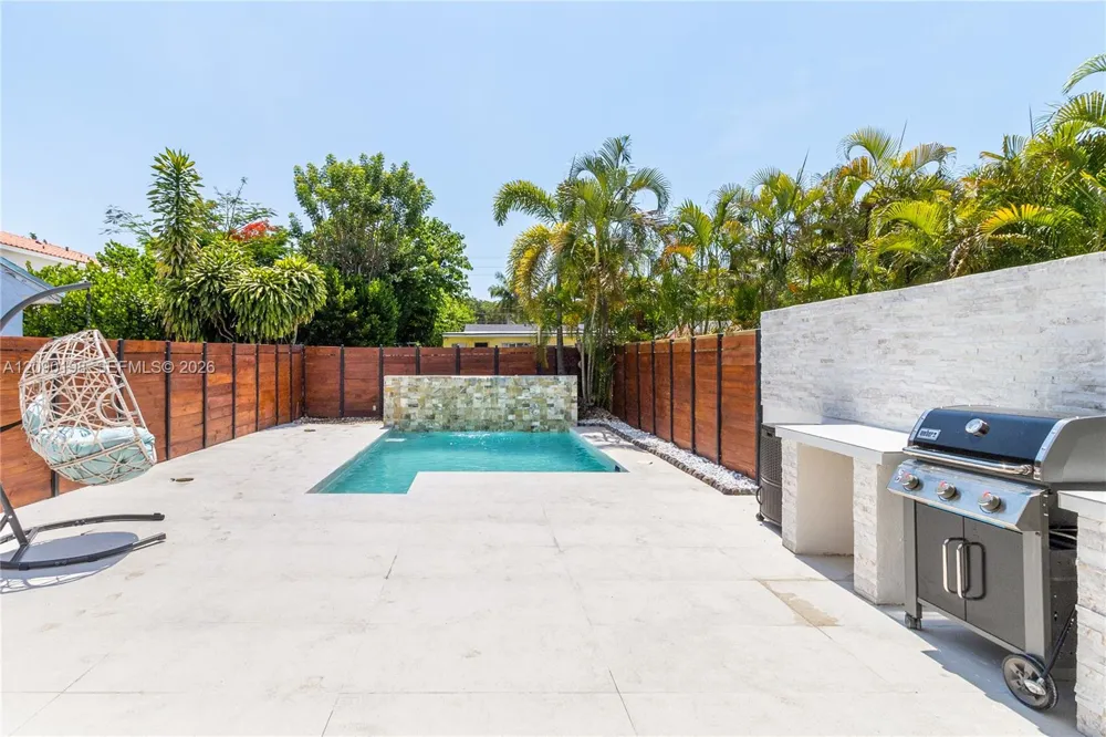 3167 Indiana St #3167 Miami, FL 33133