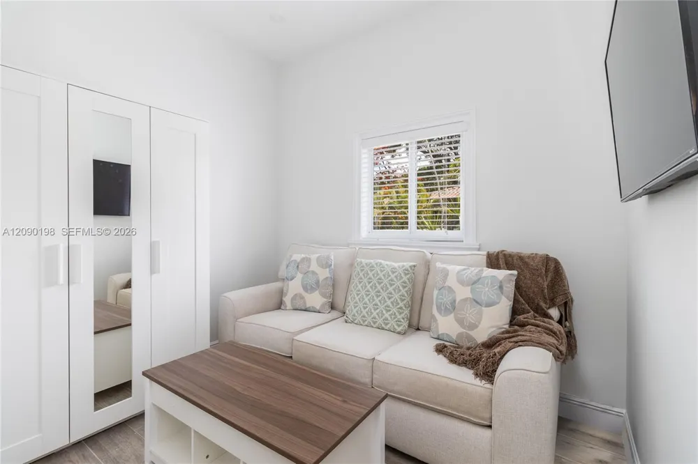 3167 Indiana St #3167 Miami, FL 33133