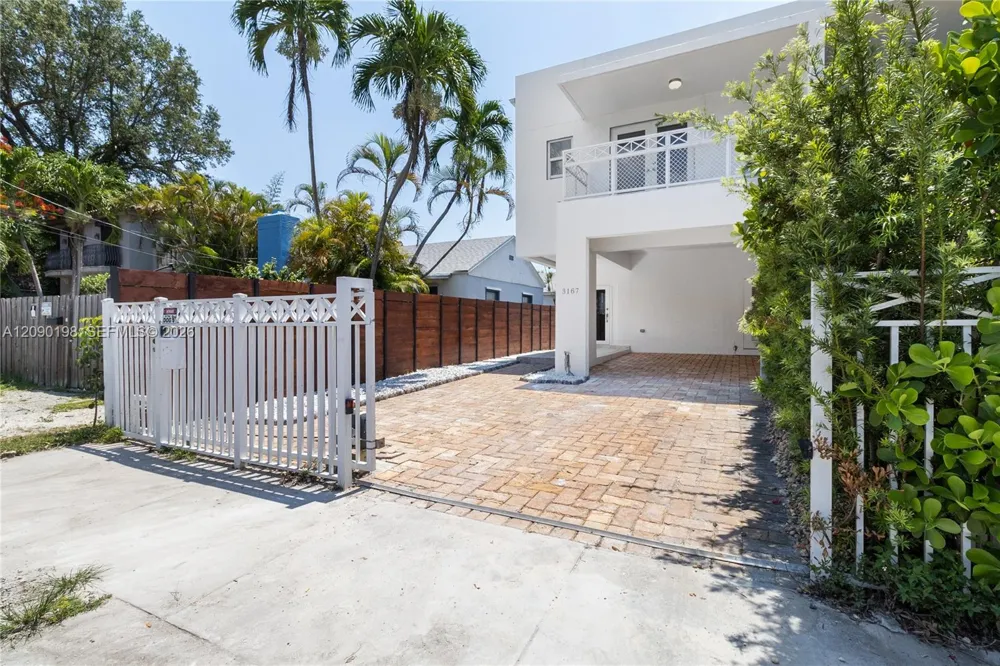 3167 Indiana St #3167 Miami, FL 33133