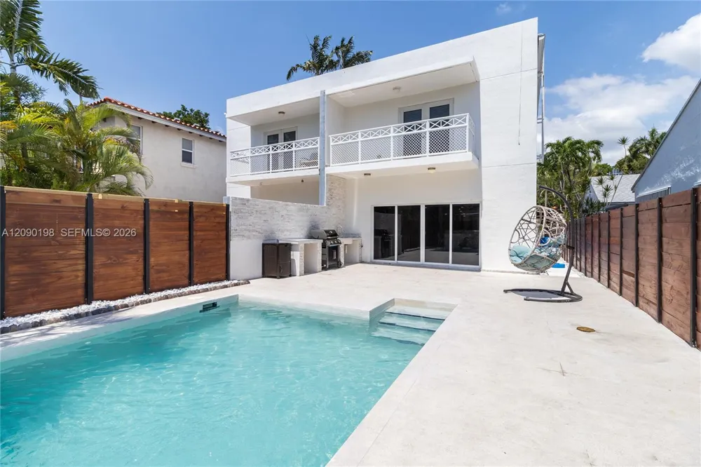 3167 Indiana St #3167 Miami, FL 33133