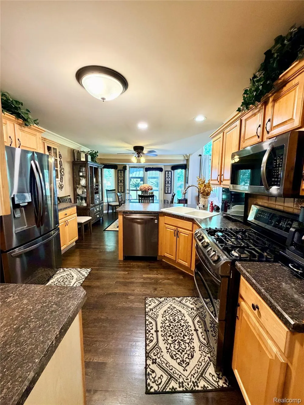 19287 Scenic Harbor Drive Macomb Township, MI 48044