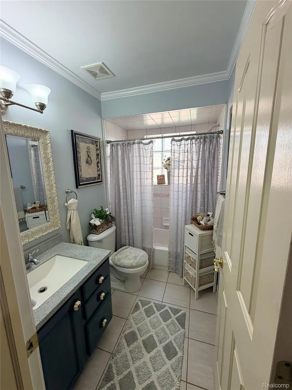 19287 Scenic Harbor Drive Macomb Township, MI 48044