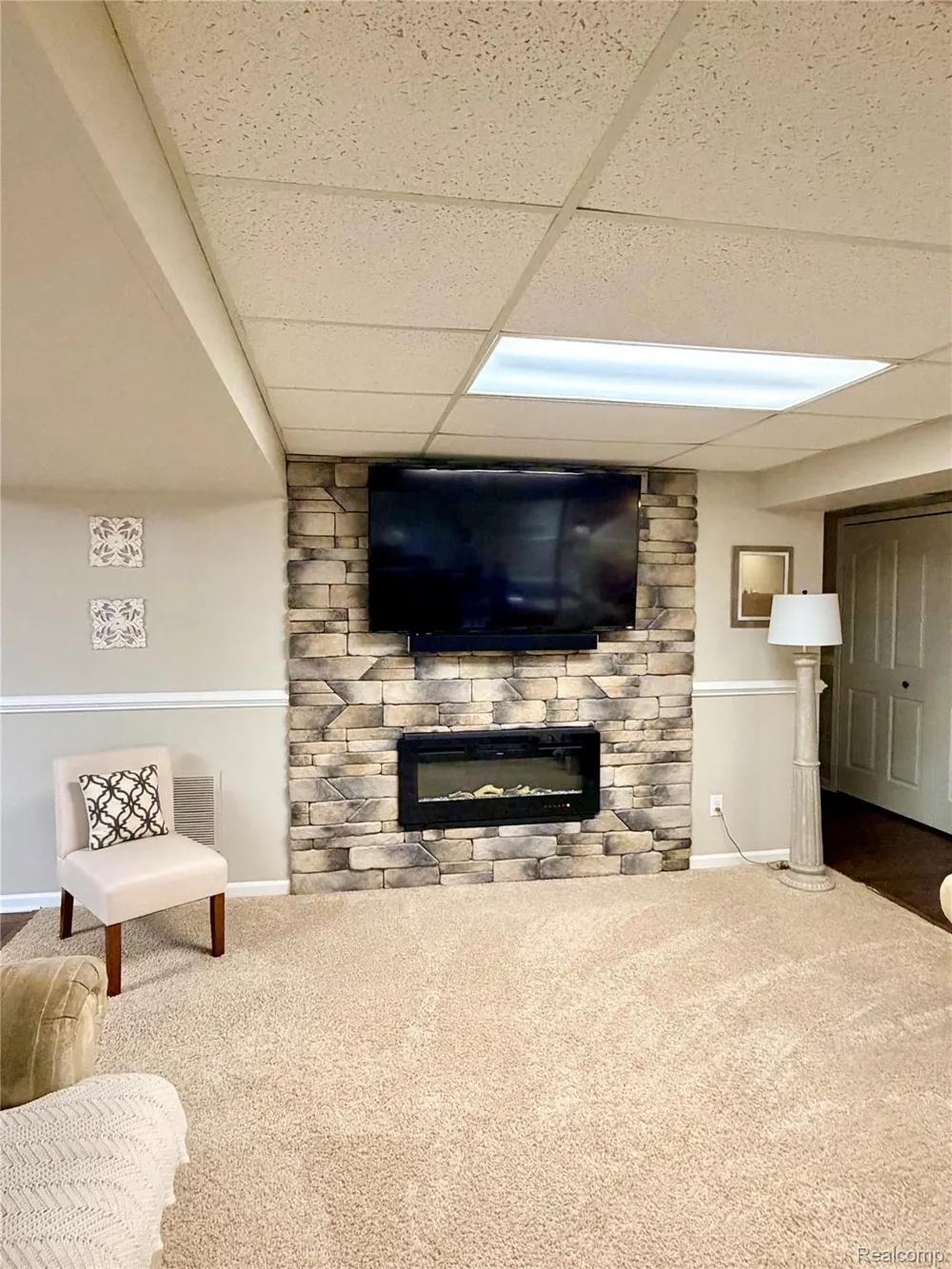19287 Scenic Harbor Drive Macomb Township, MI 48044