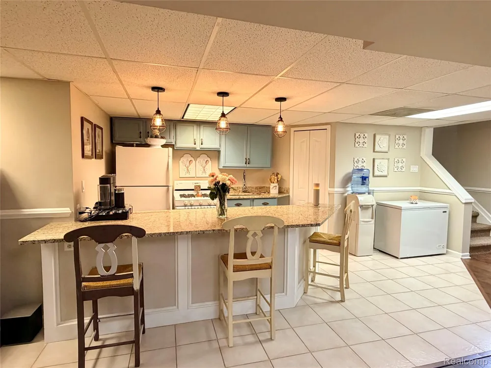 19287 Scenic Harbor Drive Macomb Township, MI 48044