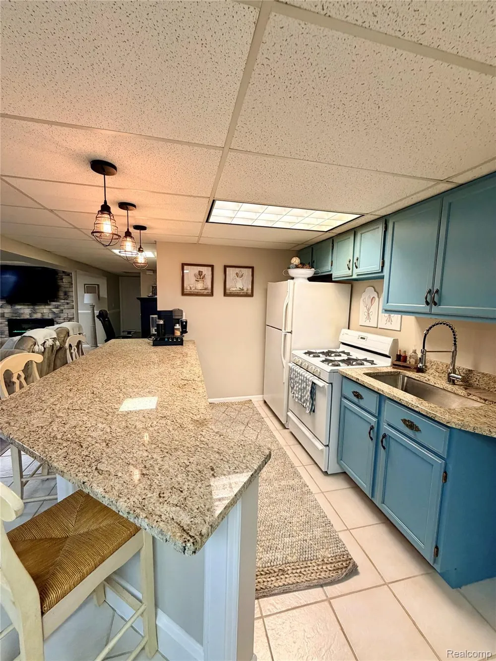 19287 Scenic Harbor Drive Macomb Township, MI 48044