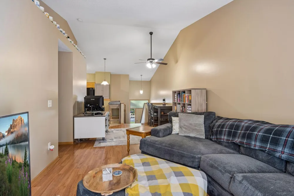 12702 3rd Avenue Zimmerman, MN 55398