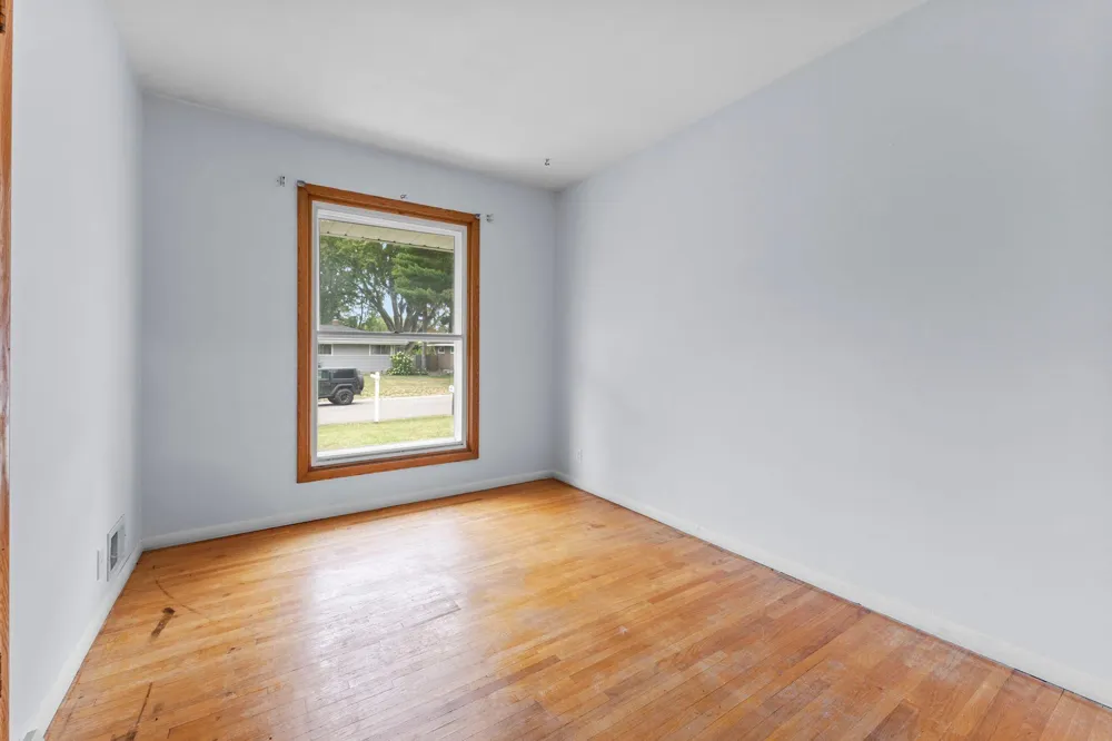 3907 Lakewood Avenue White Bear Lake, MN 55110