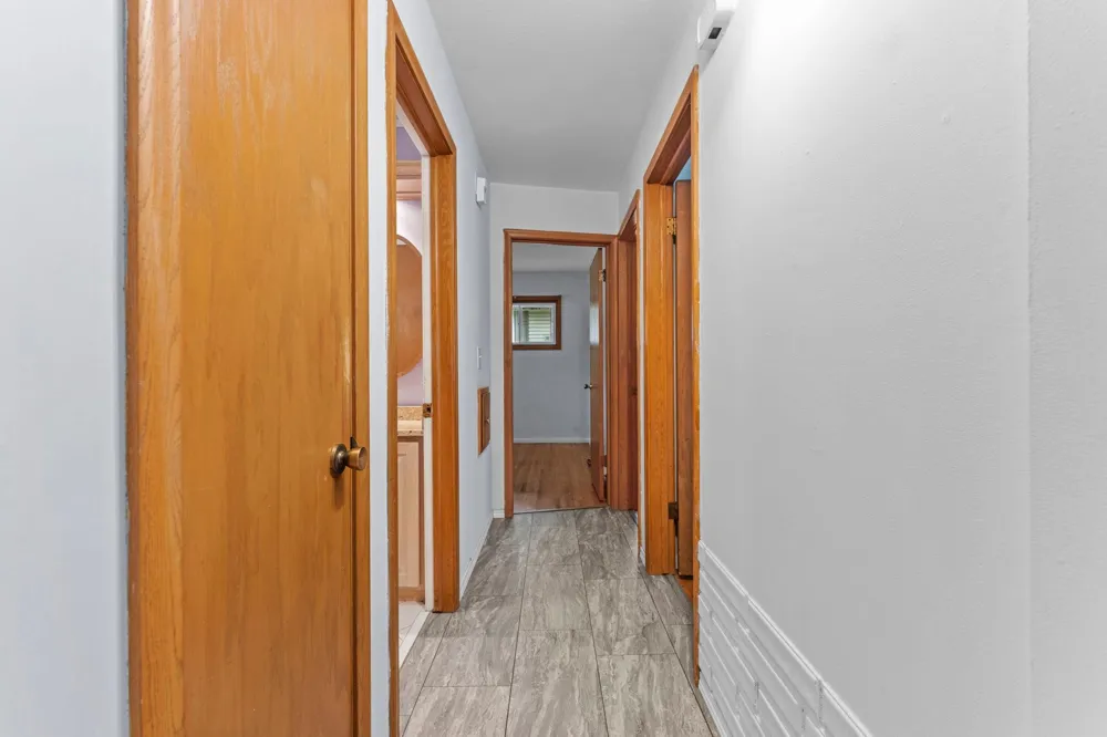 3907 Lakewood Avenue White Bear Lake, MN 55110