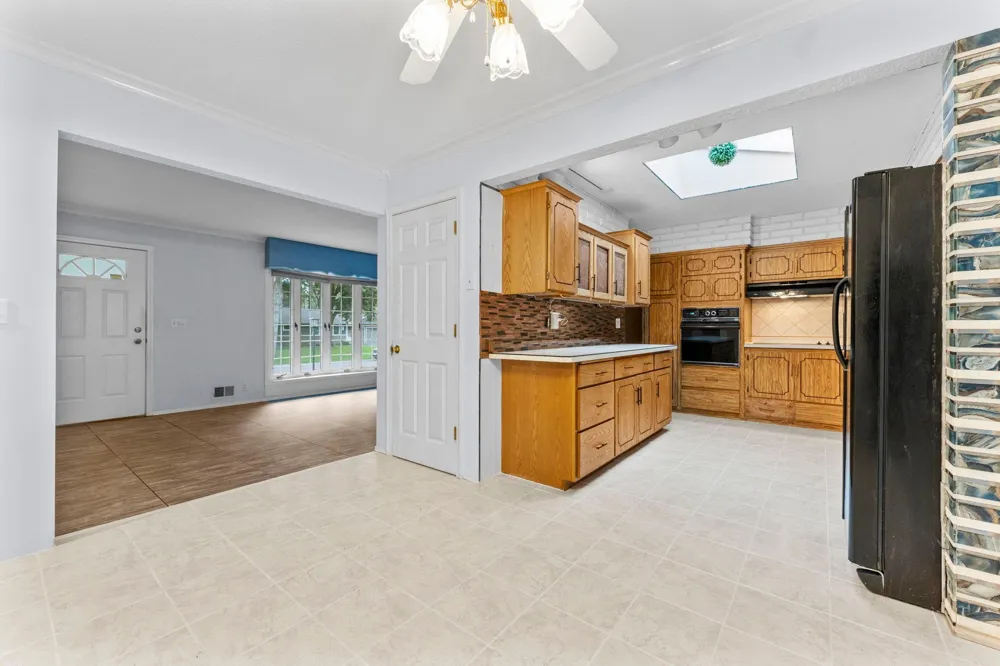 3907 Lakewood Avenue White Bear Lake, MN 55110