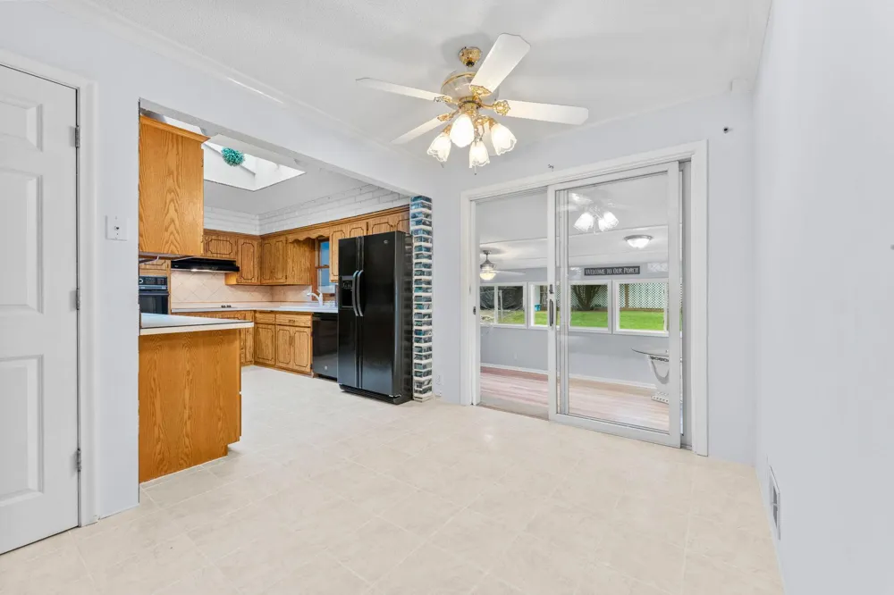 3907 Lakewood Avenue White Bear Lake, MN 55110