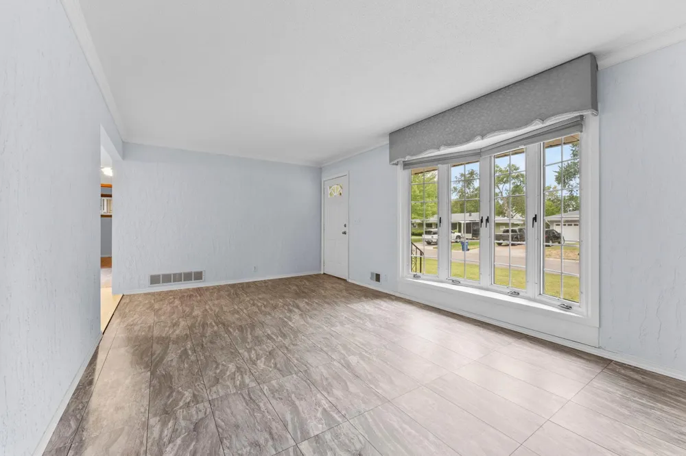 3907 Lakewood Avenue White Bear Lake, MN 55110
