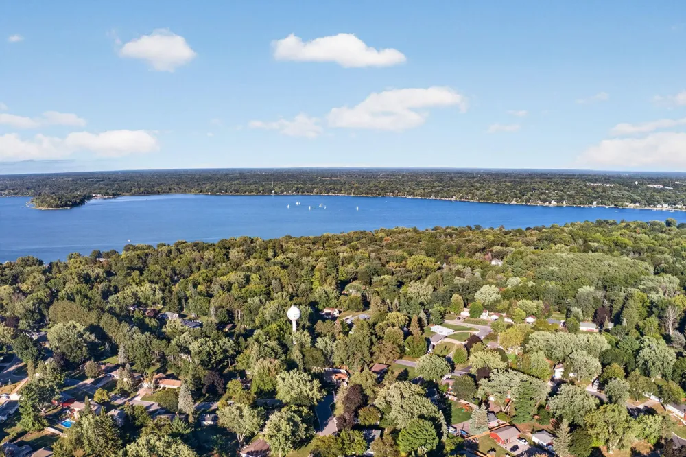 3907 Lakewood Avenue White Bear Lake, MN 55110