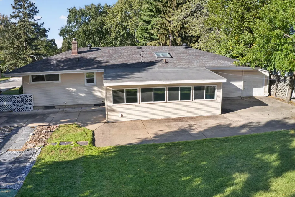 3907 Lakewood Avenue White Bear Lake, MN 55110