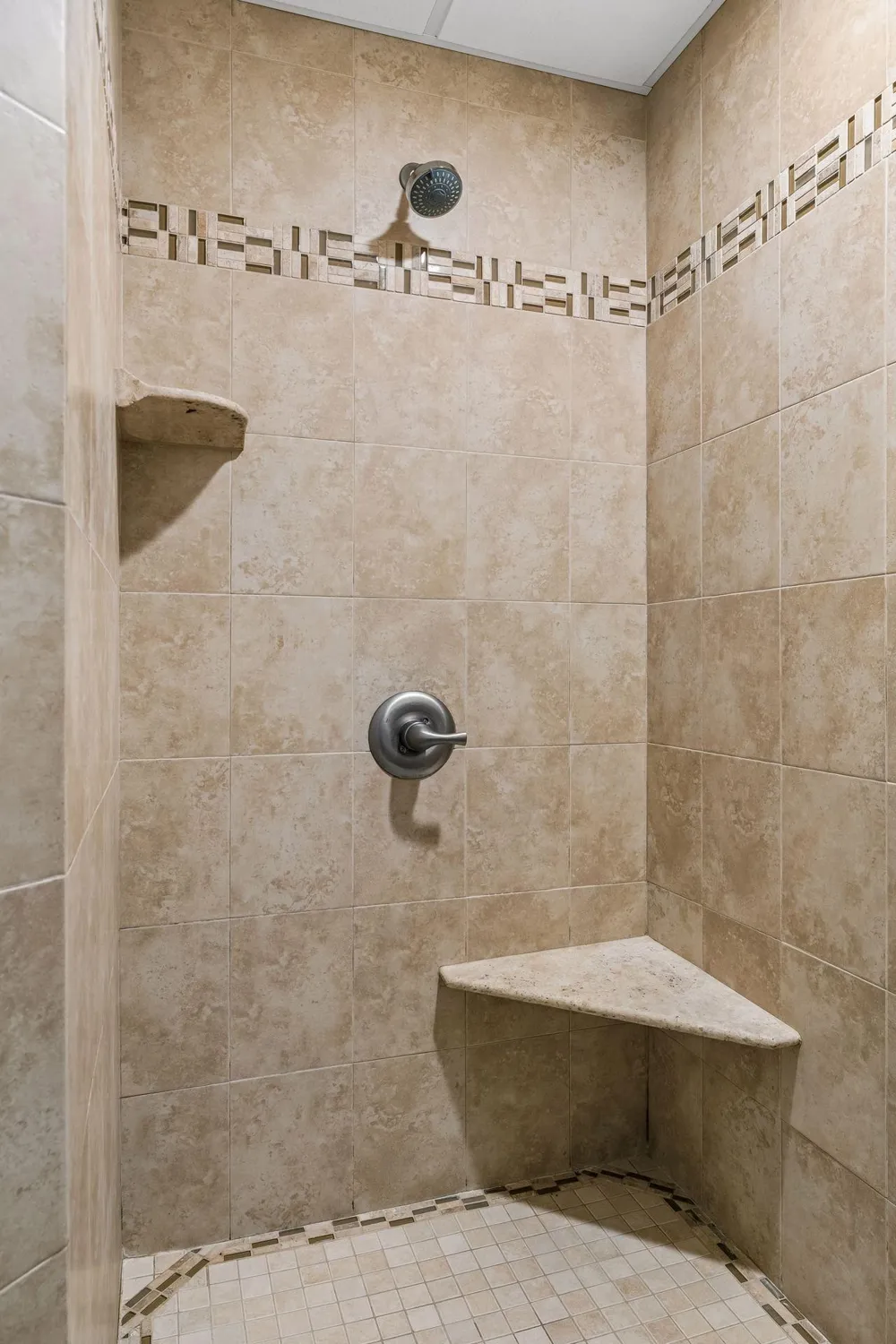3260 Snelling Avenue Arden Hills, MN 55112