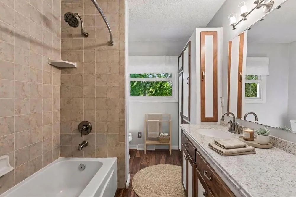 3260 Snelling Avenue Arden Hills, MN 55112