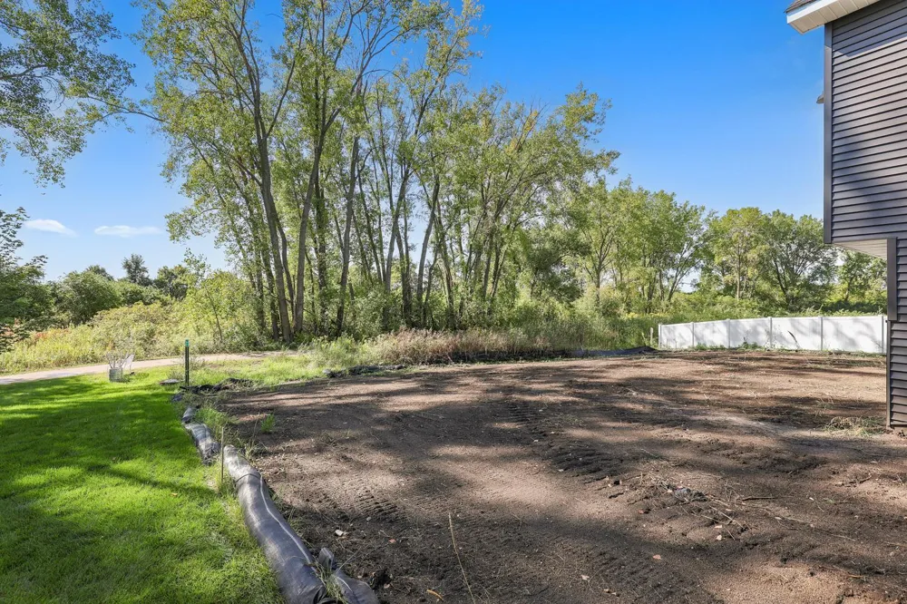 1616 Spruce Street Farmington, MN 55024