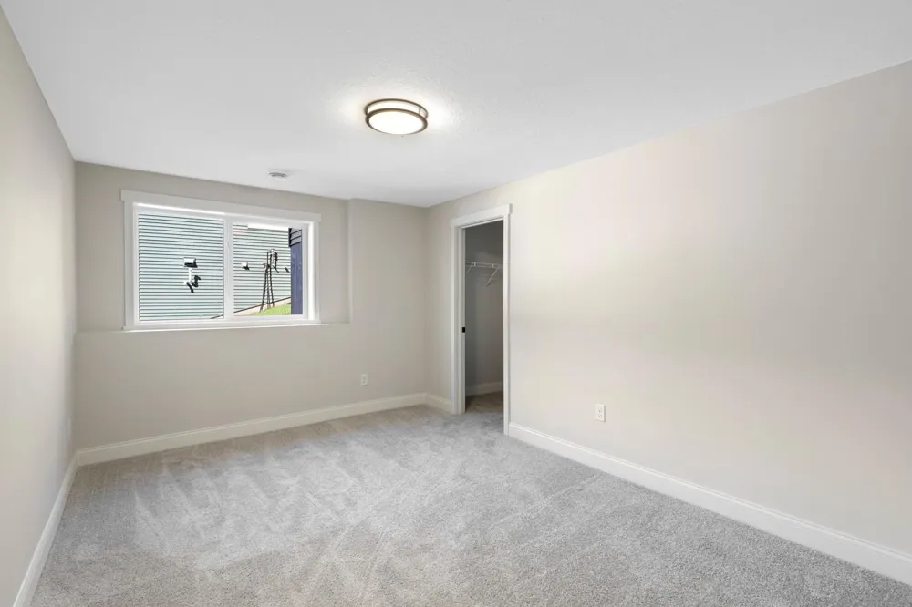 1616 Spruce Street Farmington, MN 55024