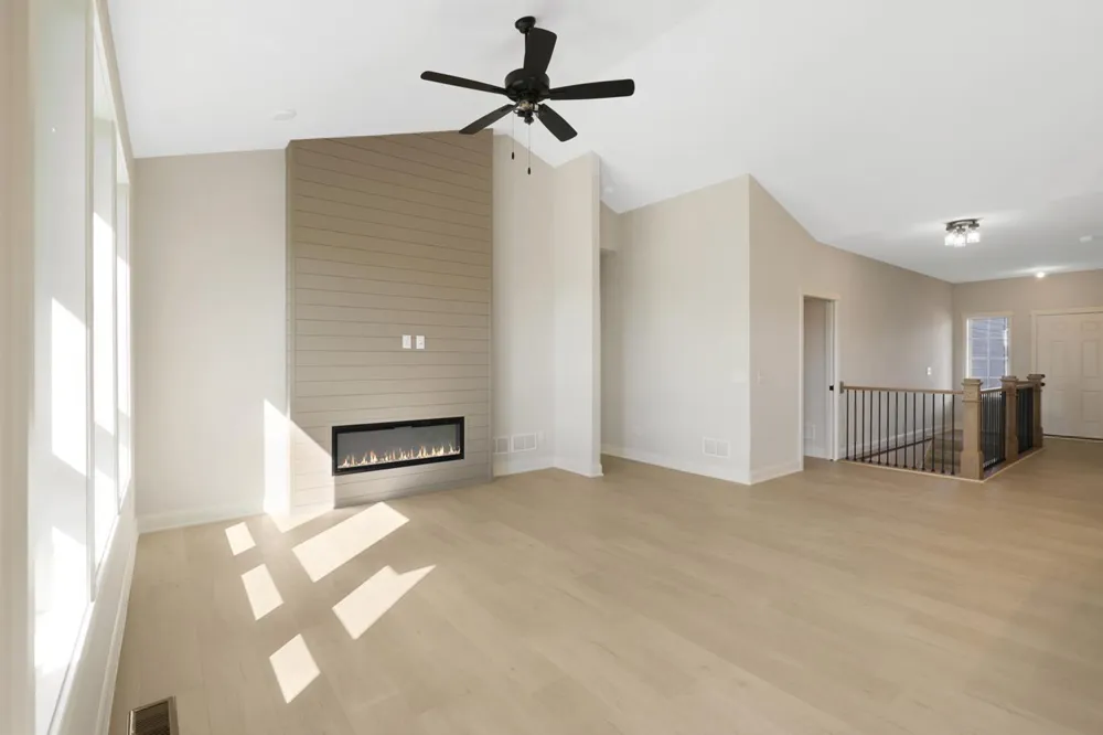 1616 Spruce Street Farmington, MN 55024