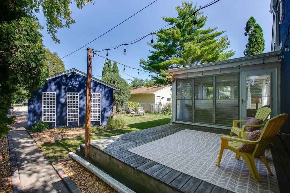 2151 Eleanor Avenue Saint Paul, MN 55116