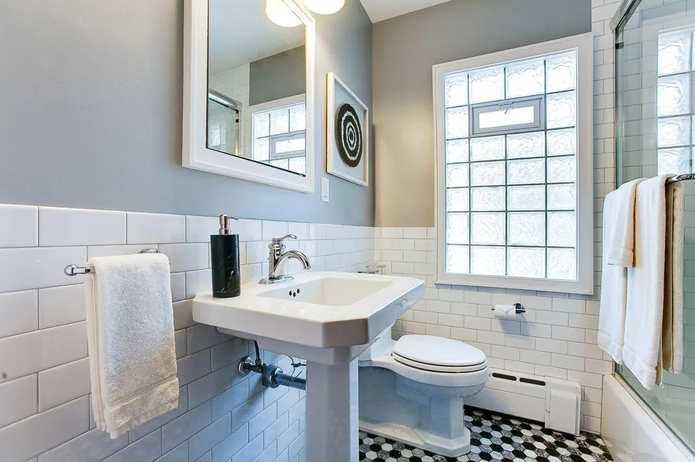 2151 Eleanor Avenue Saint Paul, MN 55116