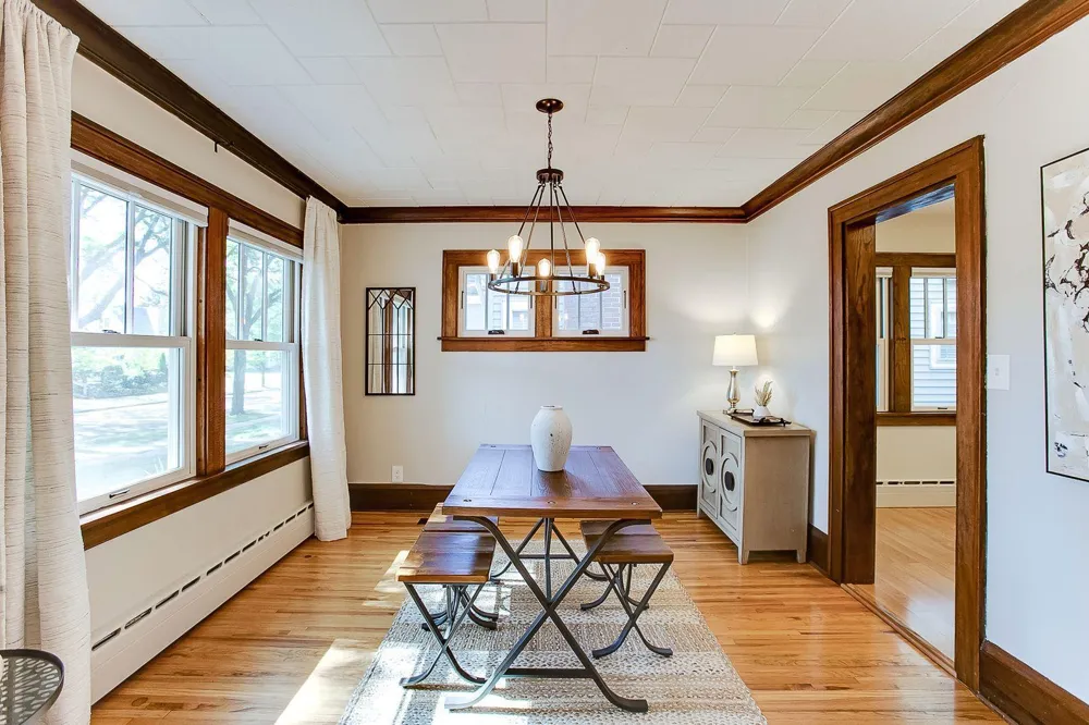 2151 Eleanor Avenue Saint Paul, MN 55116