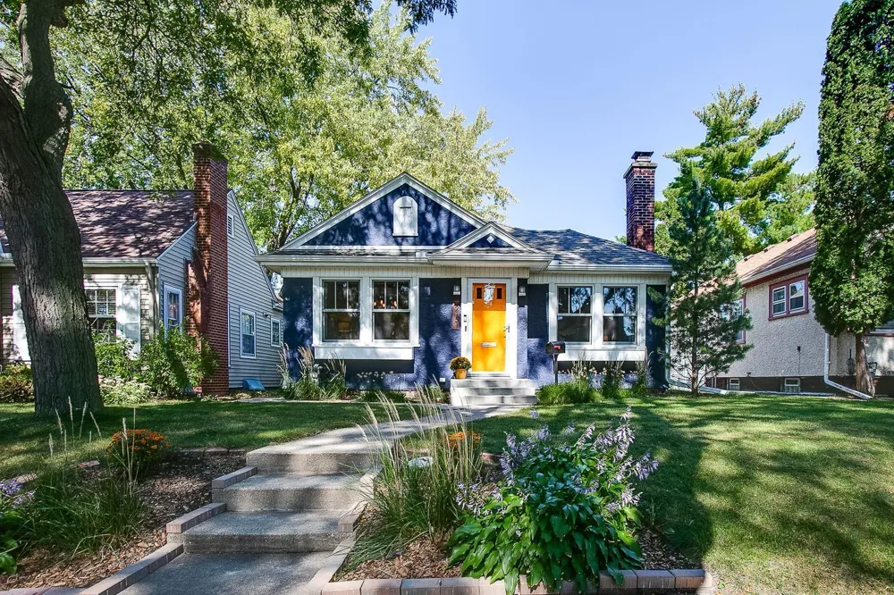 2151 Eleanor Avenue Saint Paul, MN 55116