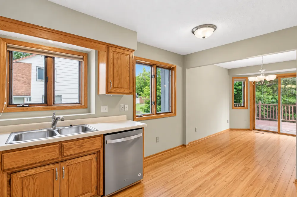 8026 173rd Street W Lakeville, MN 55044