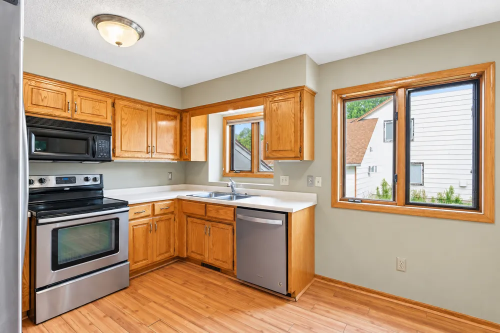 8026 173rd Street W Lakeville, MN 55044