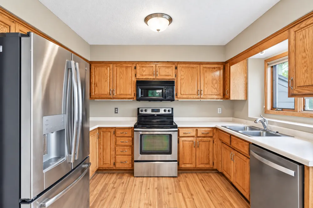 8026 173rd Street W Lakeville, MN 55044