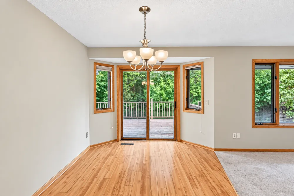 8026 173rd Street W Lakeville, MN 55044