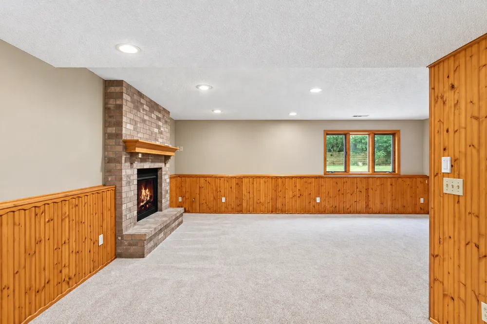 8026 173rd Street W Lakeville, MN 55044