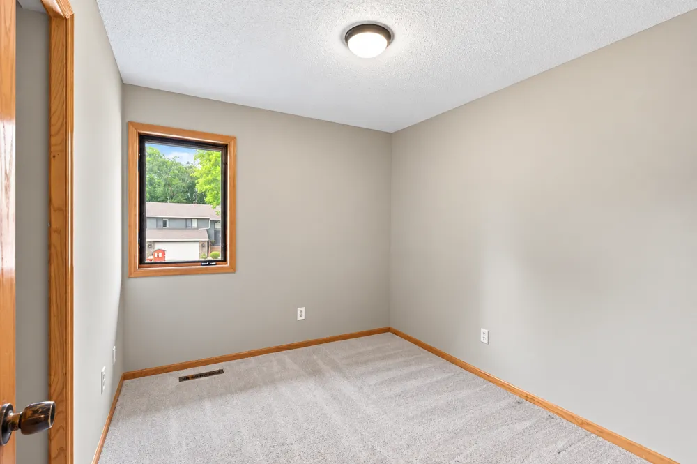 8026 173rd Street W Lakeville, MN 55044