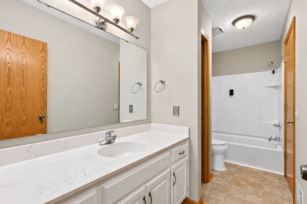8026 173rd Street W Lakeville, MN 55044