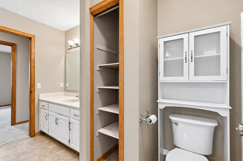 8026 173rd Street W Lakeville, MN 55044