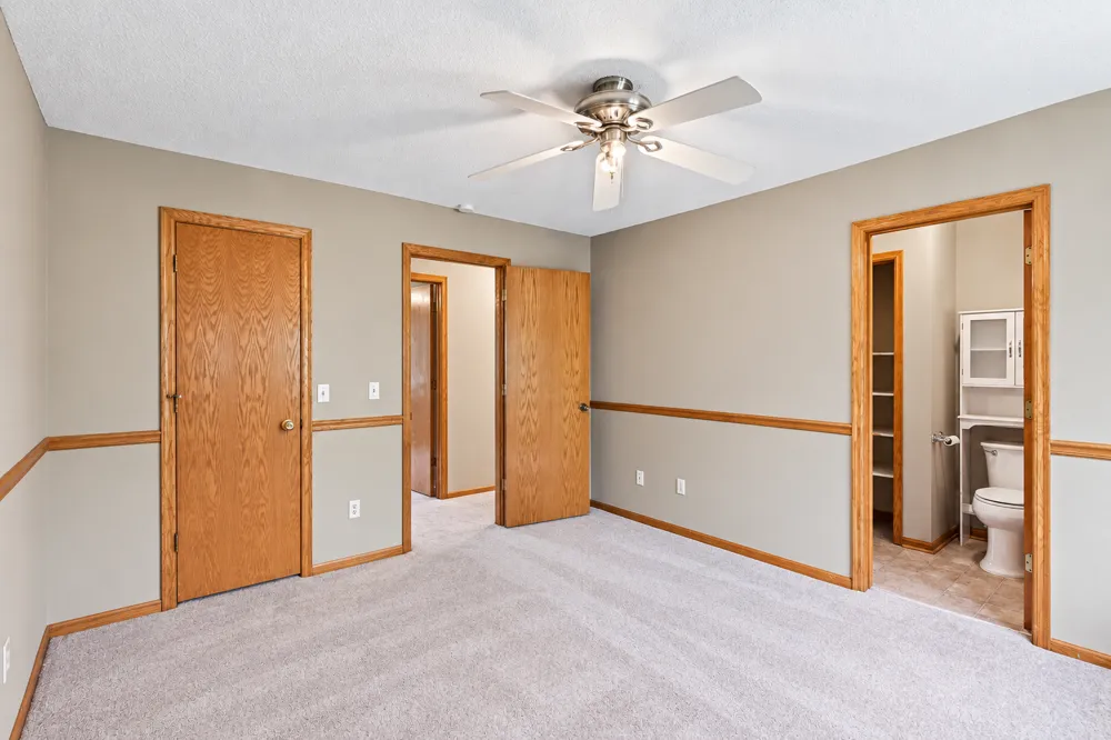 8026 173rd Street W Lakeville, MN 55044