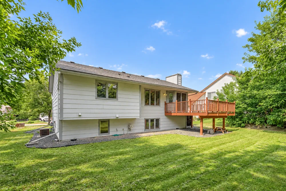 8026 173rd Street W Lakeville, MN 55044