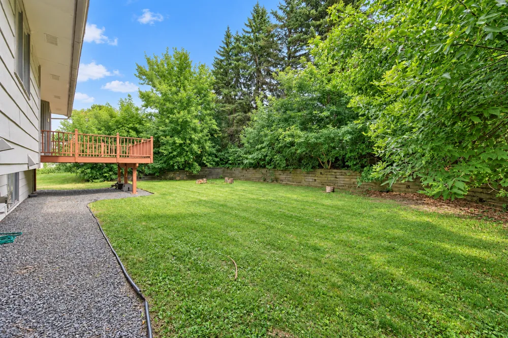 8026 173rd Street W Lakeville, MN 55044