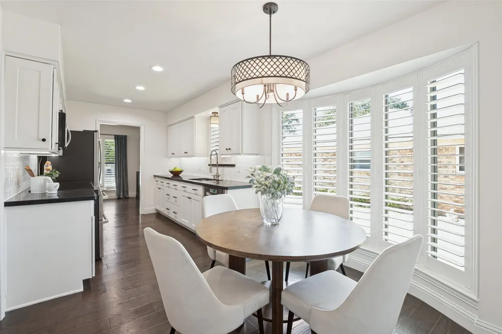 906 Loganwood Avenue Richardson, TX 75080
