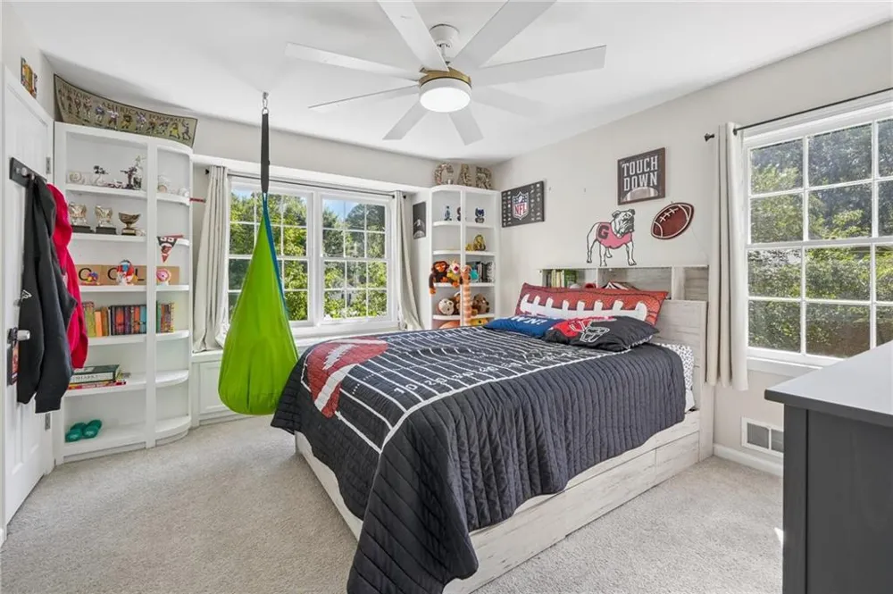 585 James Street SW Lilburn, GA 30047